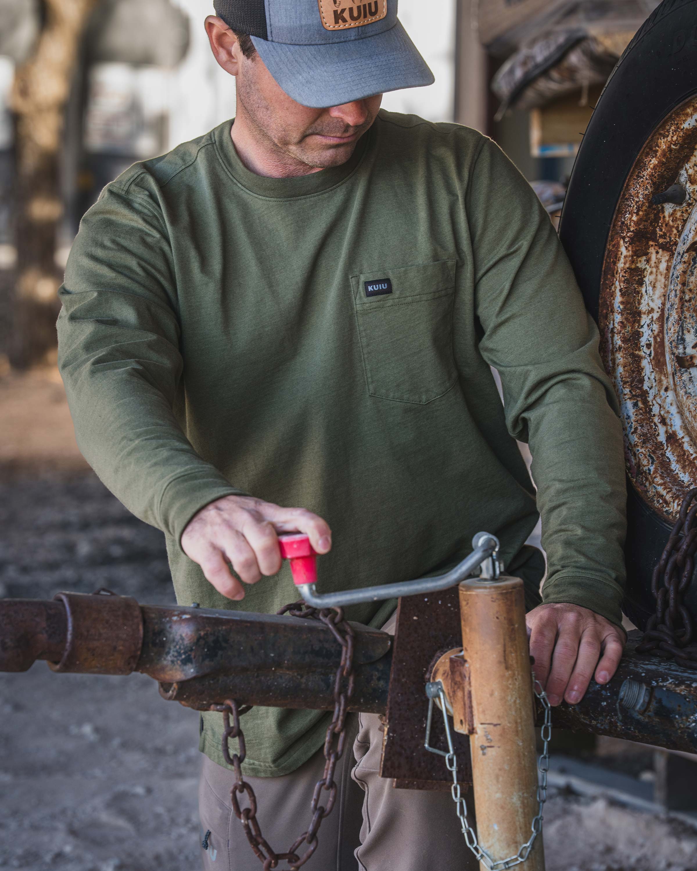 Workgrade LS Pocket Crew | Black - Image 4