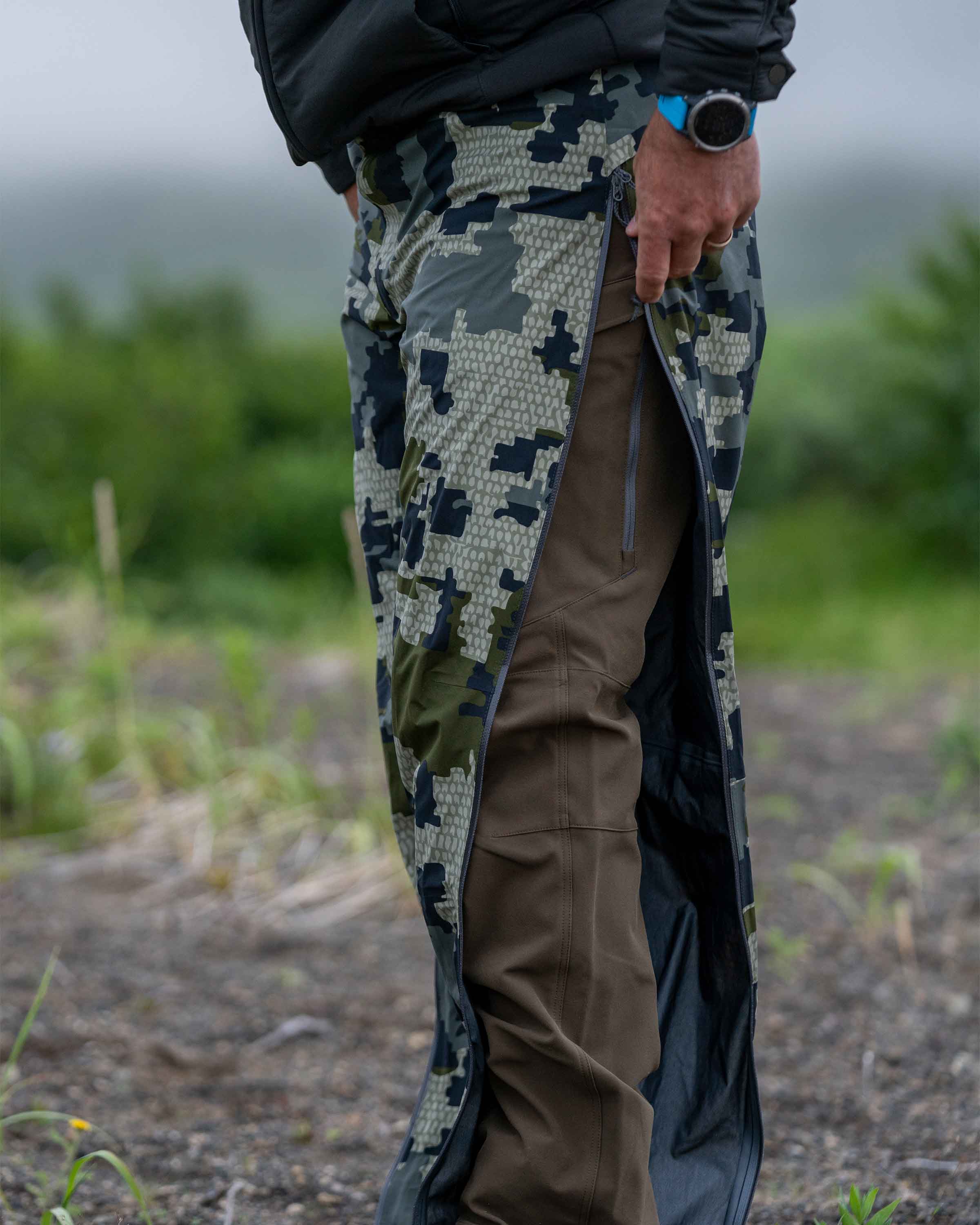Chugach TR Rain Pant | Black - Image 3