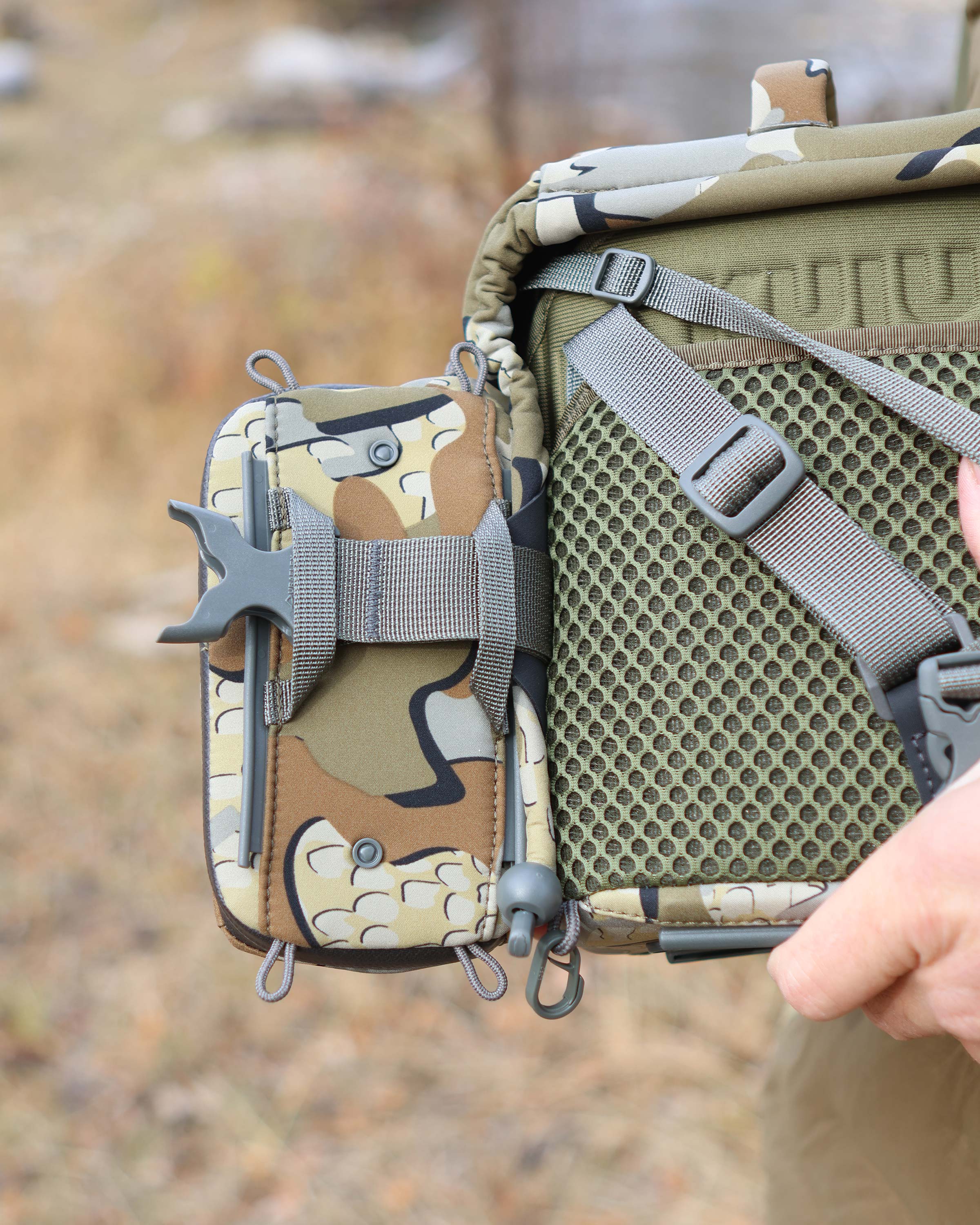 PRO G3 Bino Harness Accessory Pocket | Verde - Image 7