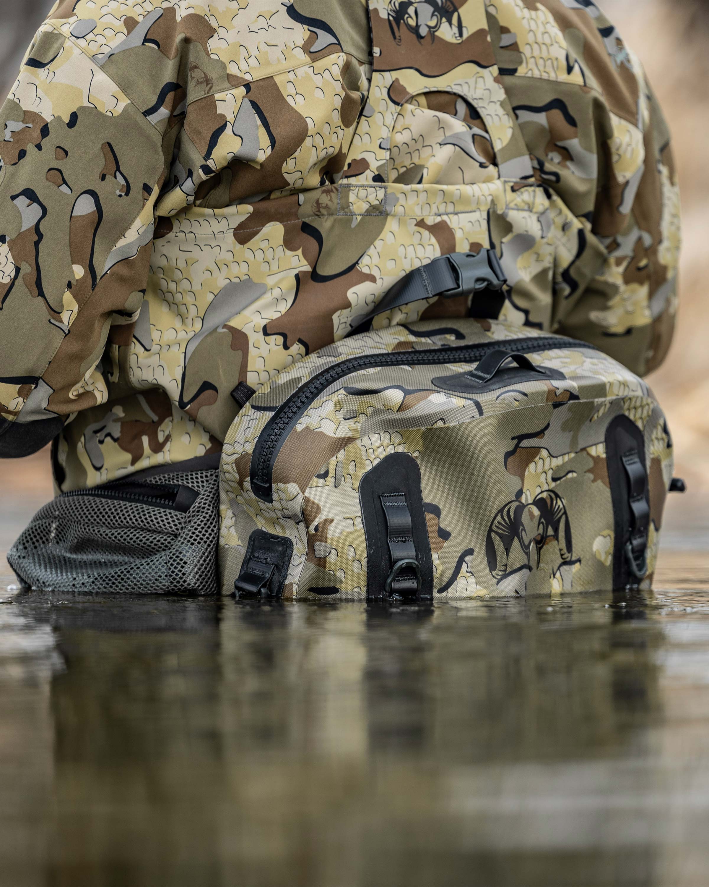 DeltaStorm 800 Submersible Waistpack | Stone - Image 7