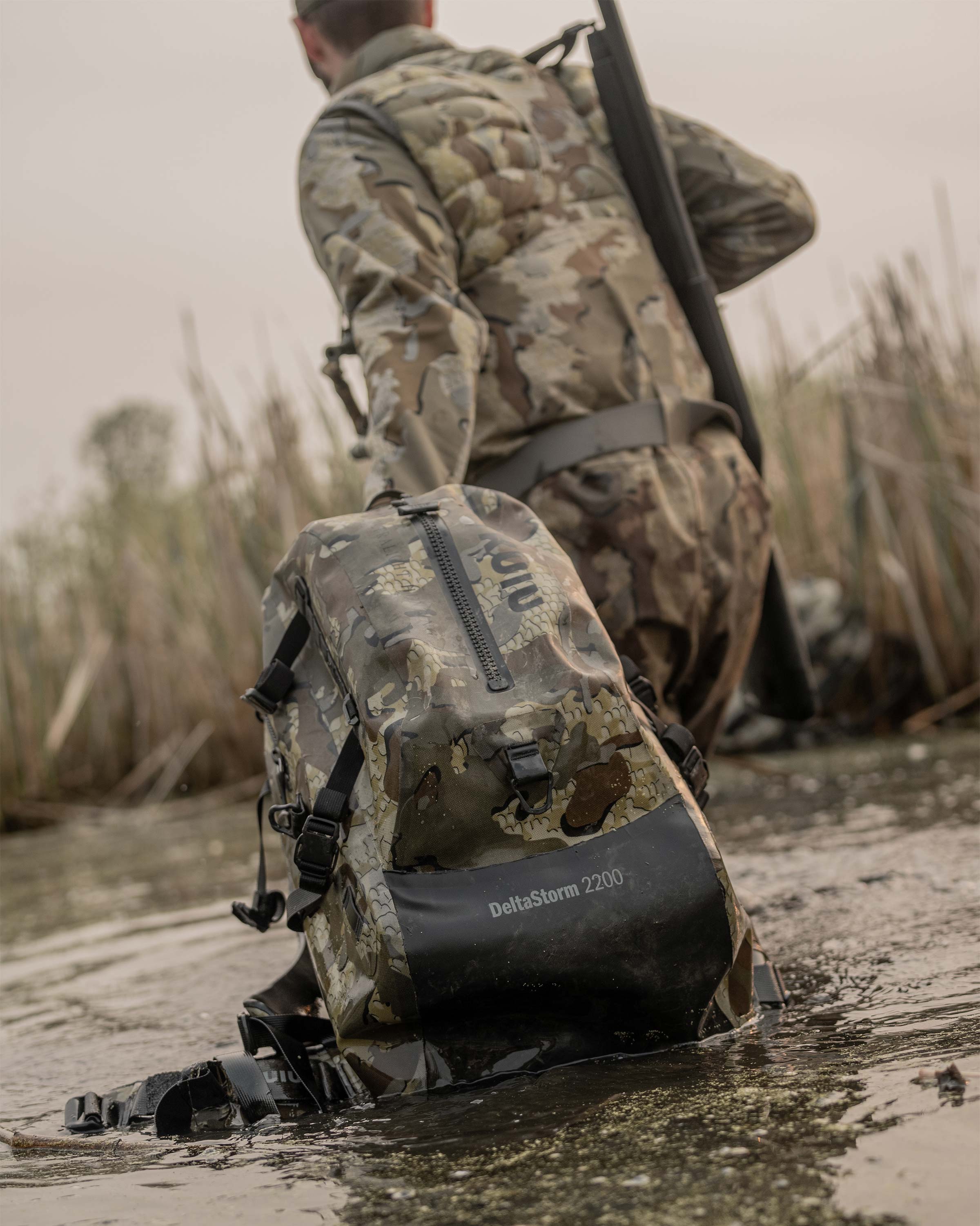 DeltaStorm 2200 Submersible Backpack | Valo - Image 17