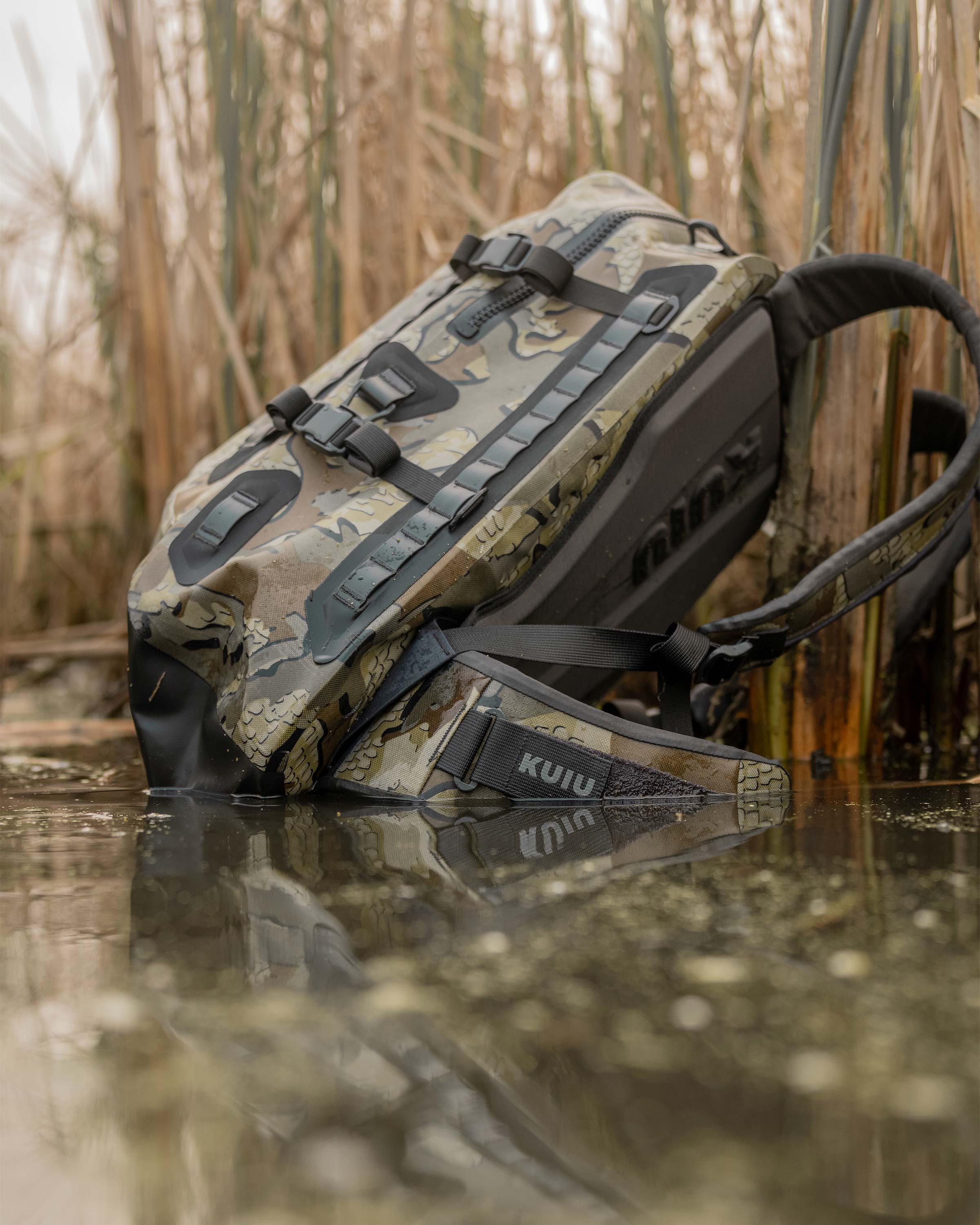 DeltaStorm 2200 Submersible Backpack | Valo - Image 18