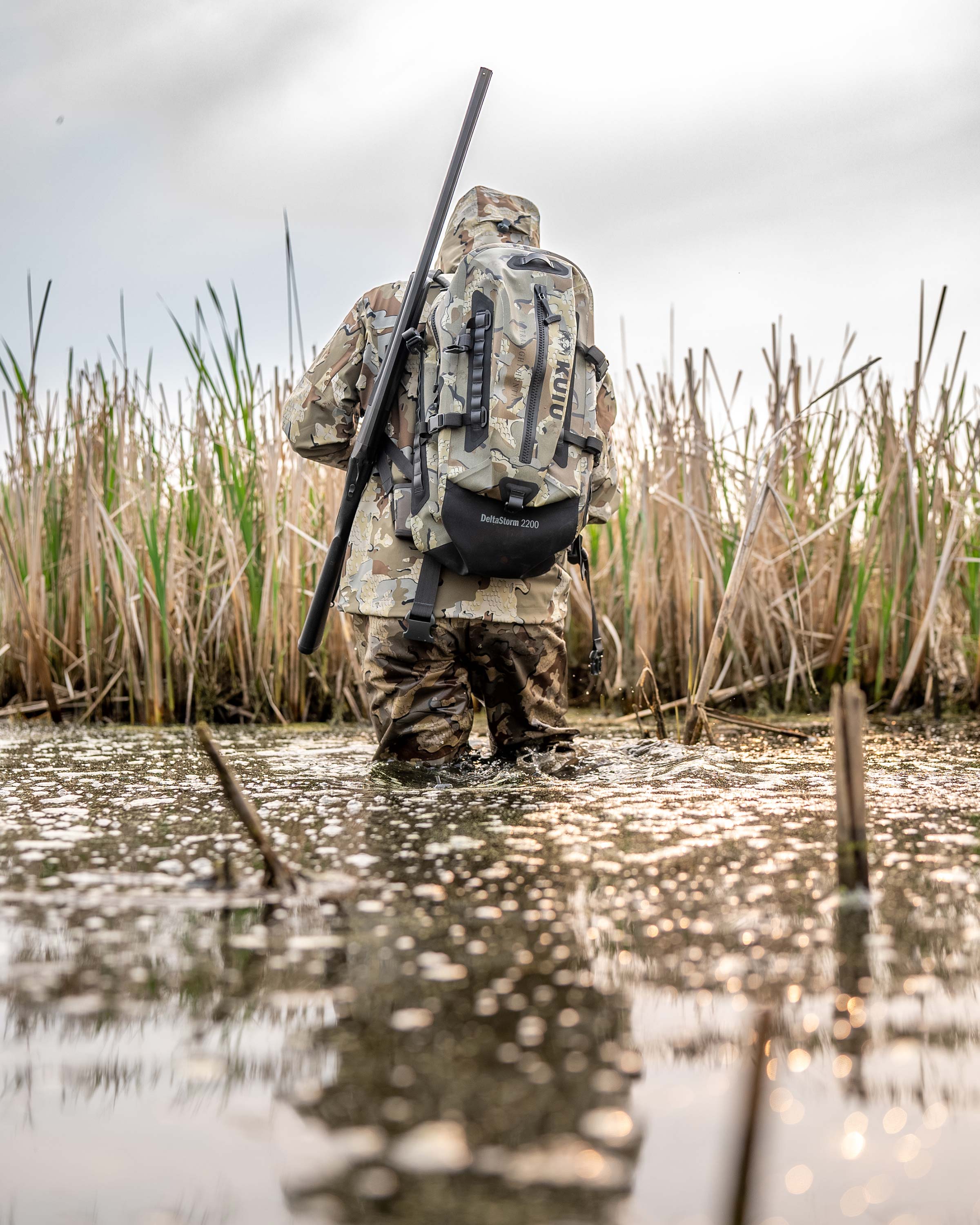 DeltaStorm 2200 Submersible Backpack | Valo - Image 19