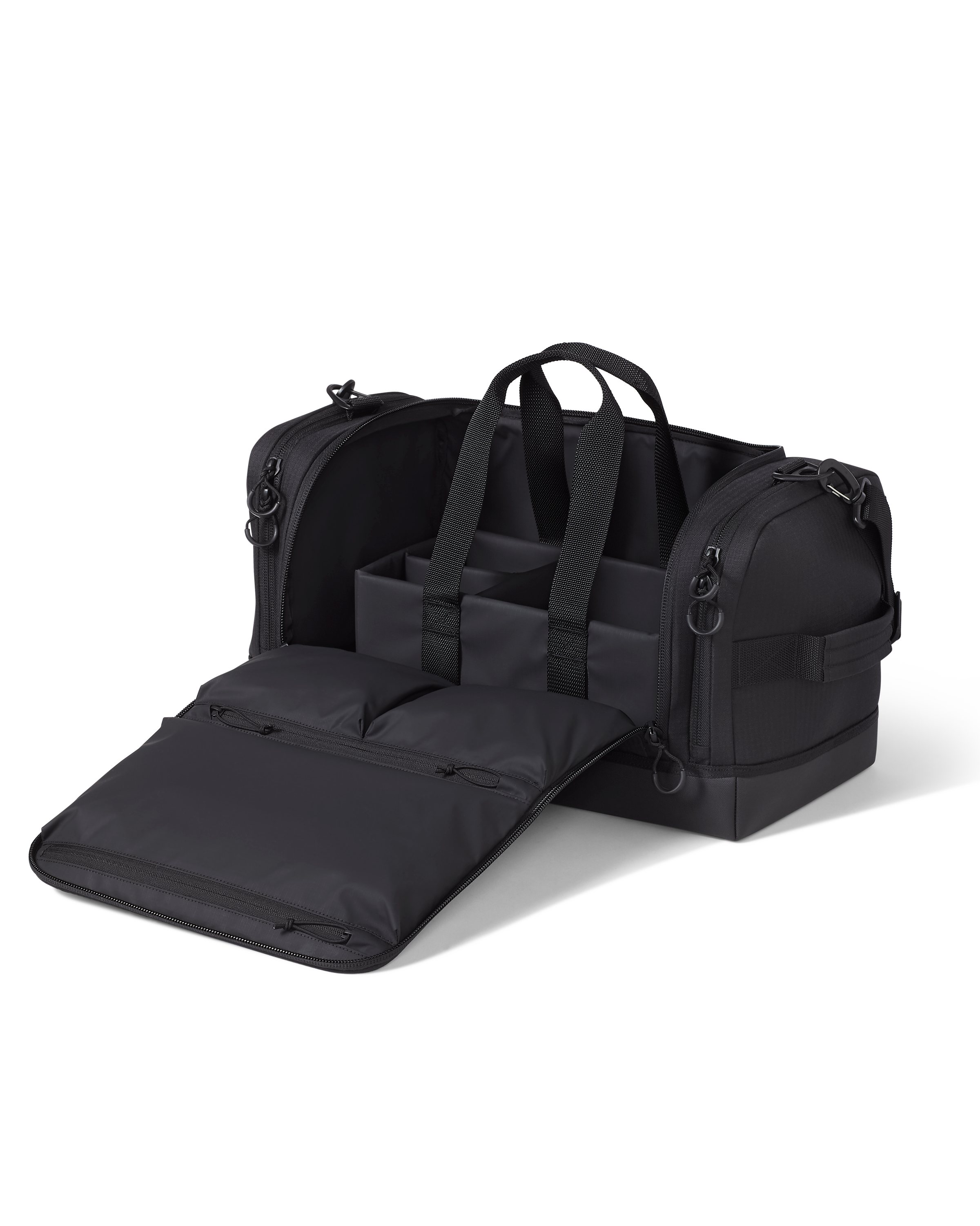 Alternative view of Distance Duffel | Black