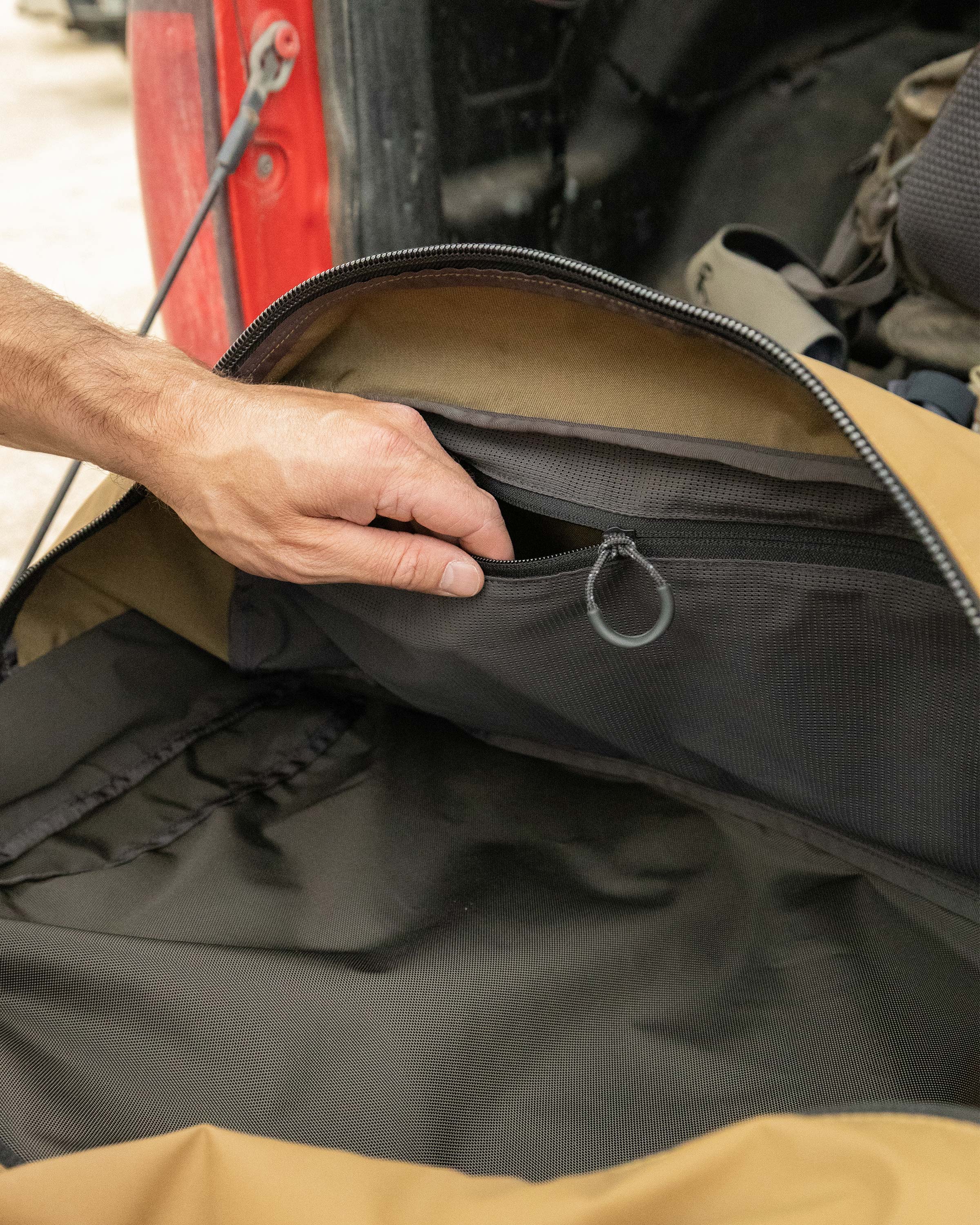 Runway CORDURA 3000 Duffel | Ash - Image 10