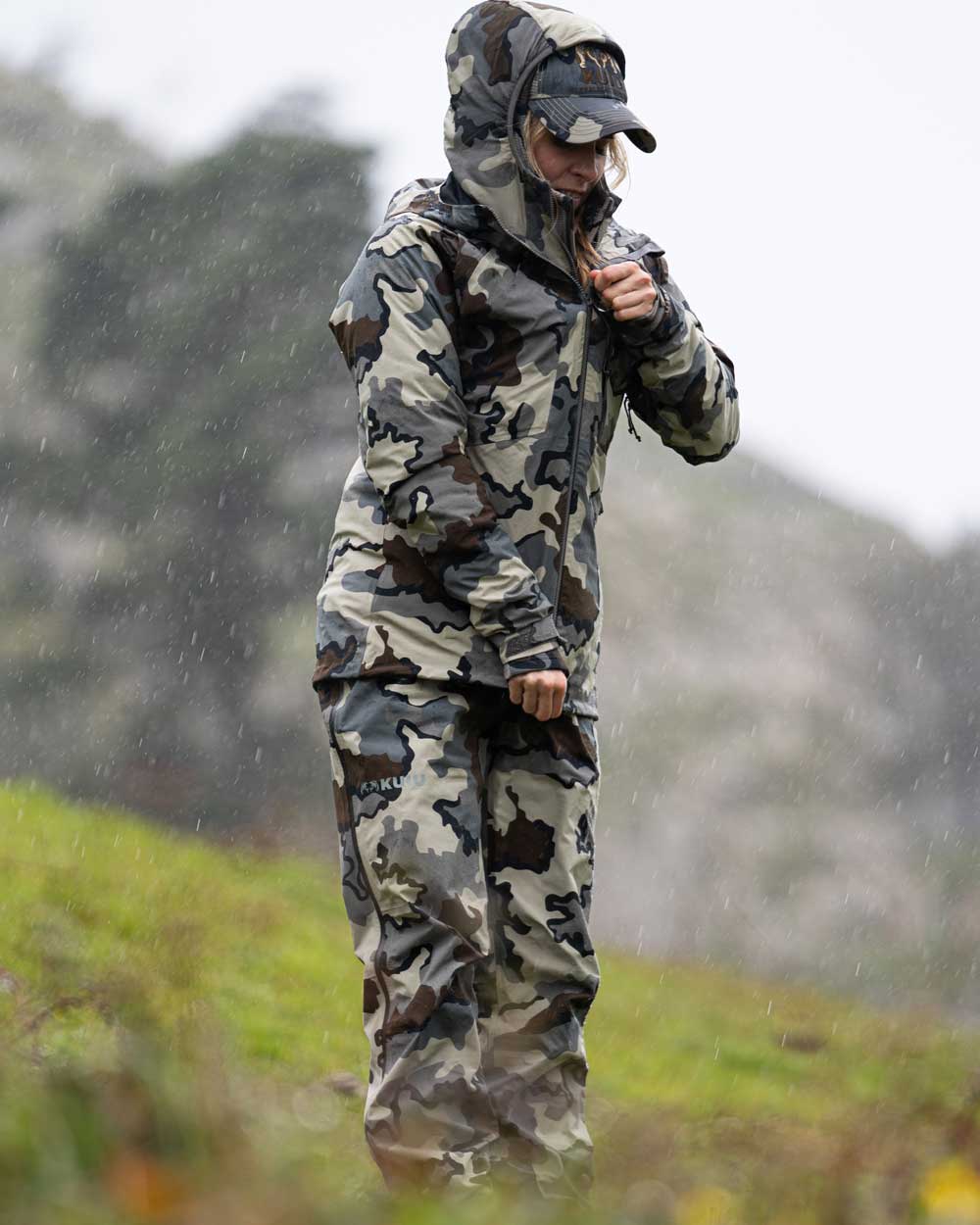 Women's Chugach TR Rain Pant | Black - Image 6